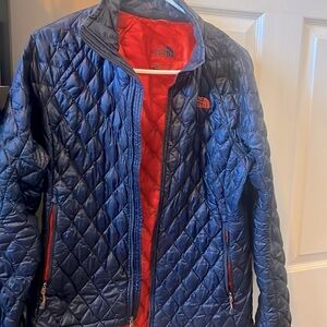 Women’s Northface Medium Thermoball Jacket